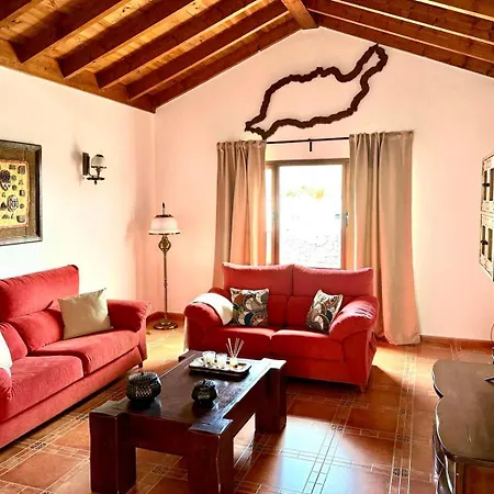 Villa La Saranda Tinajo